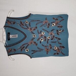 🤎jones New york  petite Beaded top/light sweater.